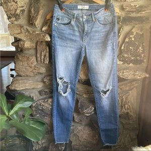 KANCAN Women's Distressed Destructed Ripped Torn BLUE JEANS STRETCH SIZE 7 x 27